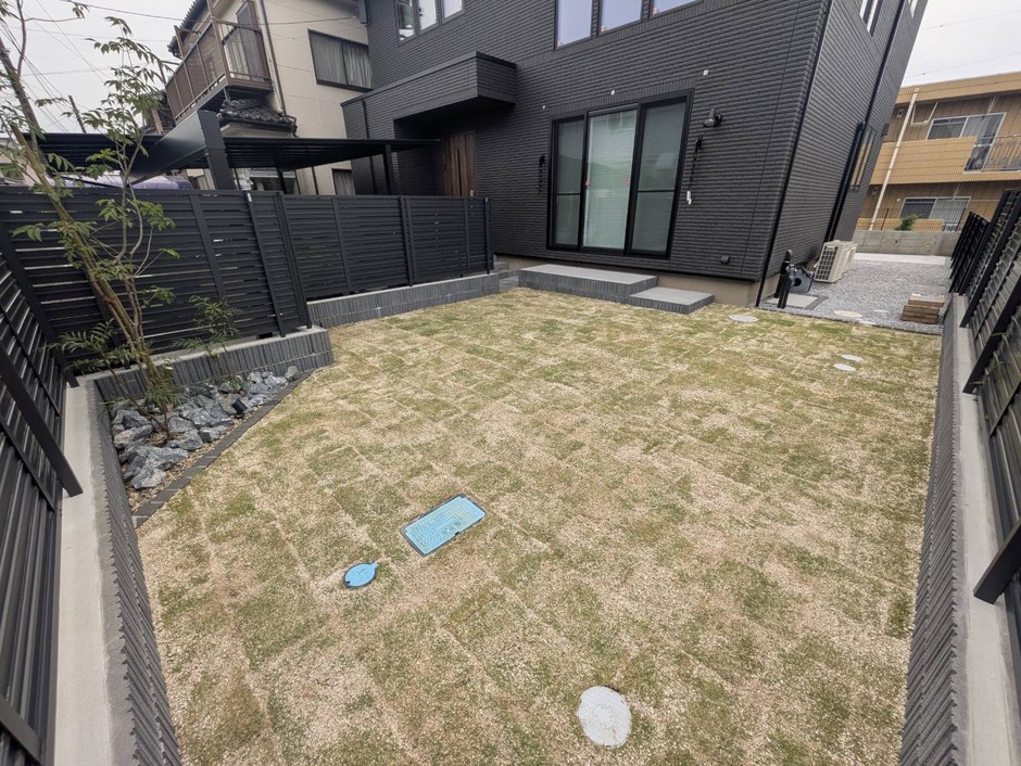 新座市の外構施工事例｜庭側の全景