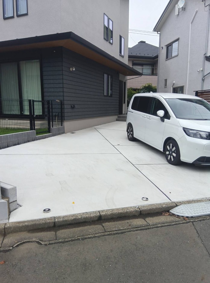 埼玉県志木市の施工事例｜同じ駐車スペースを反対側から