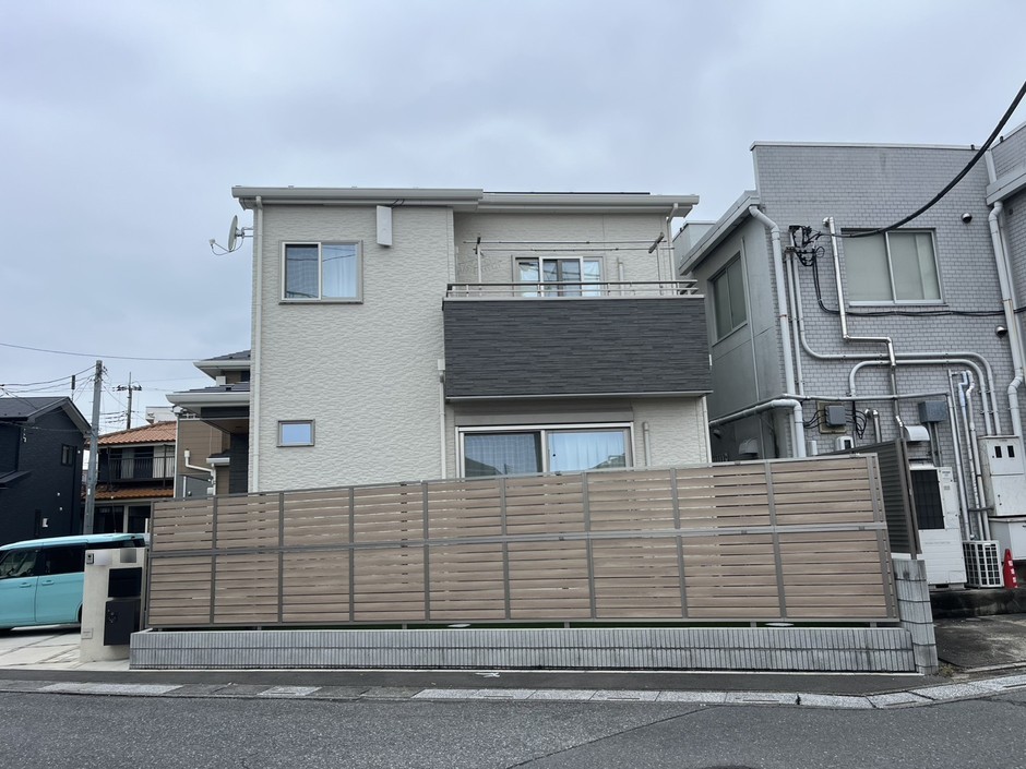 埼玉県志木市の施工事例｜道路正面からの引きの全景